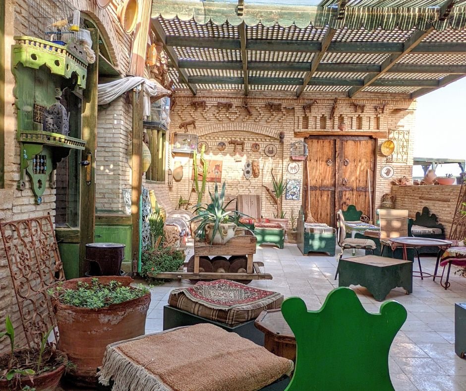 Itinerary-Tunisia-rooftop-tozur-caf&eacute;