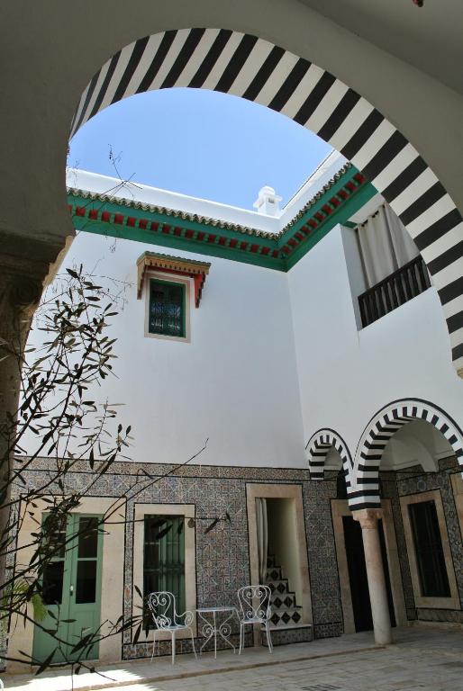 tunisia-itinerary-dar-ben-gacem