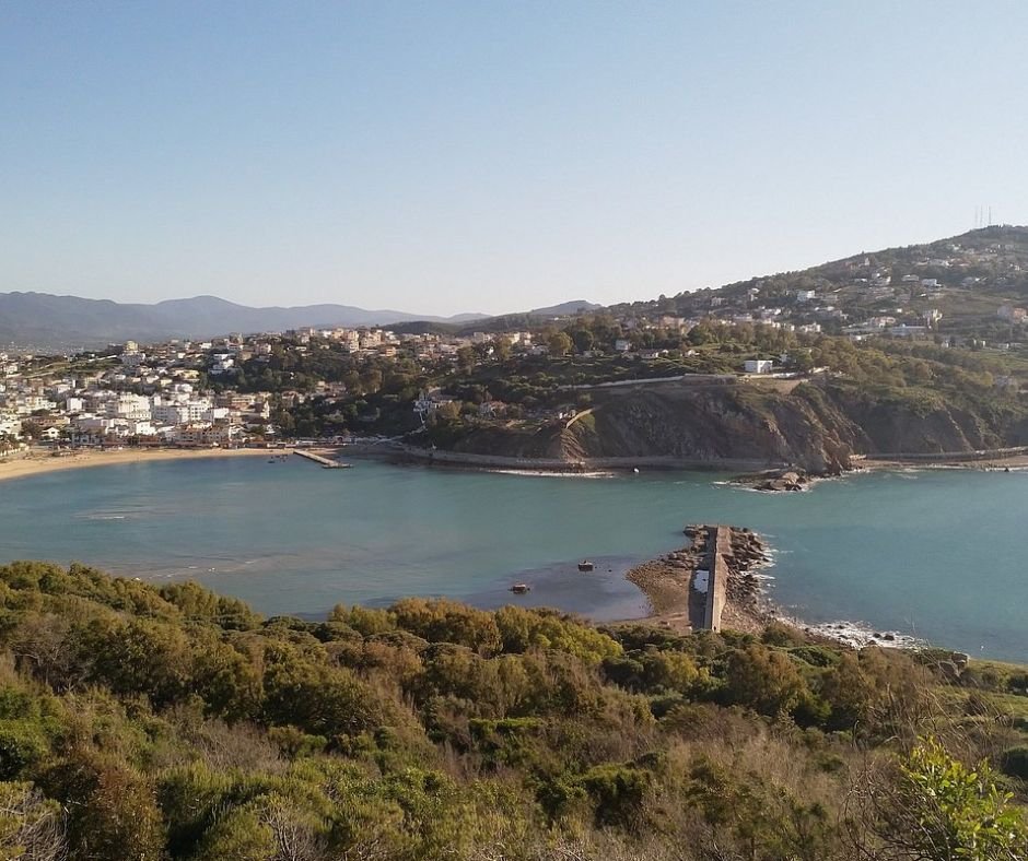 Landscapes-in-Tunisia-tabarka-castle-view