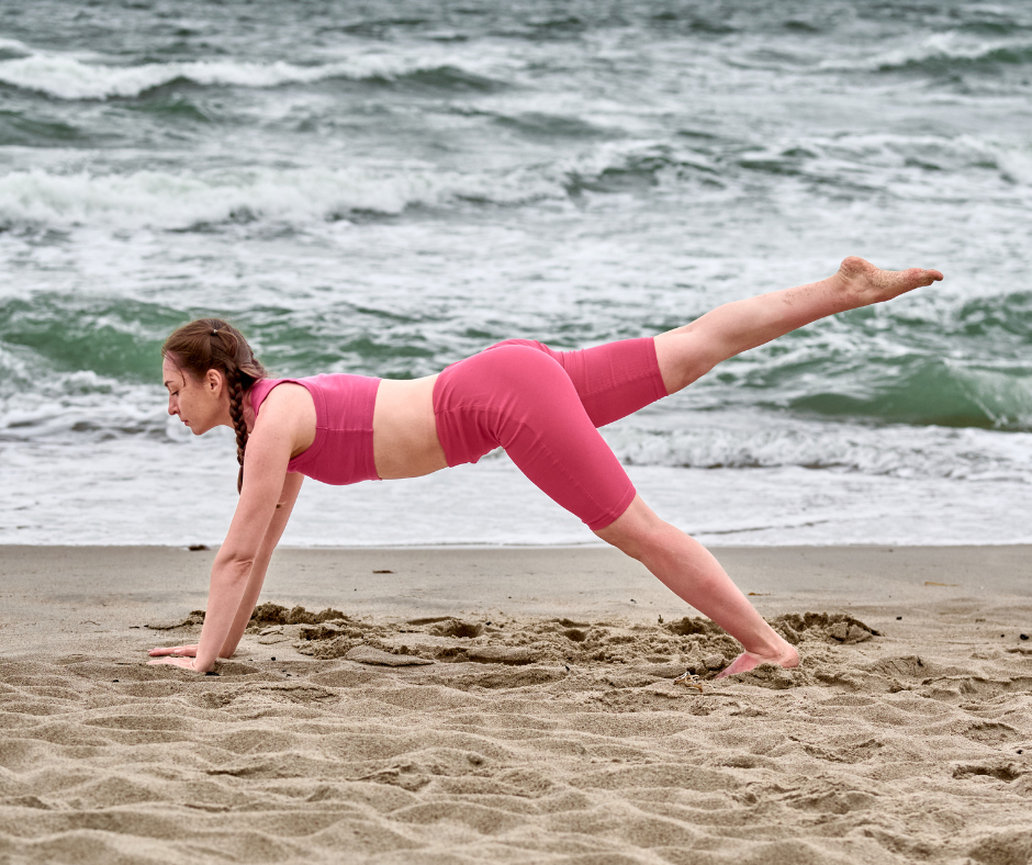 beach-yoga-dubai