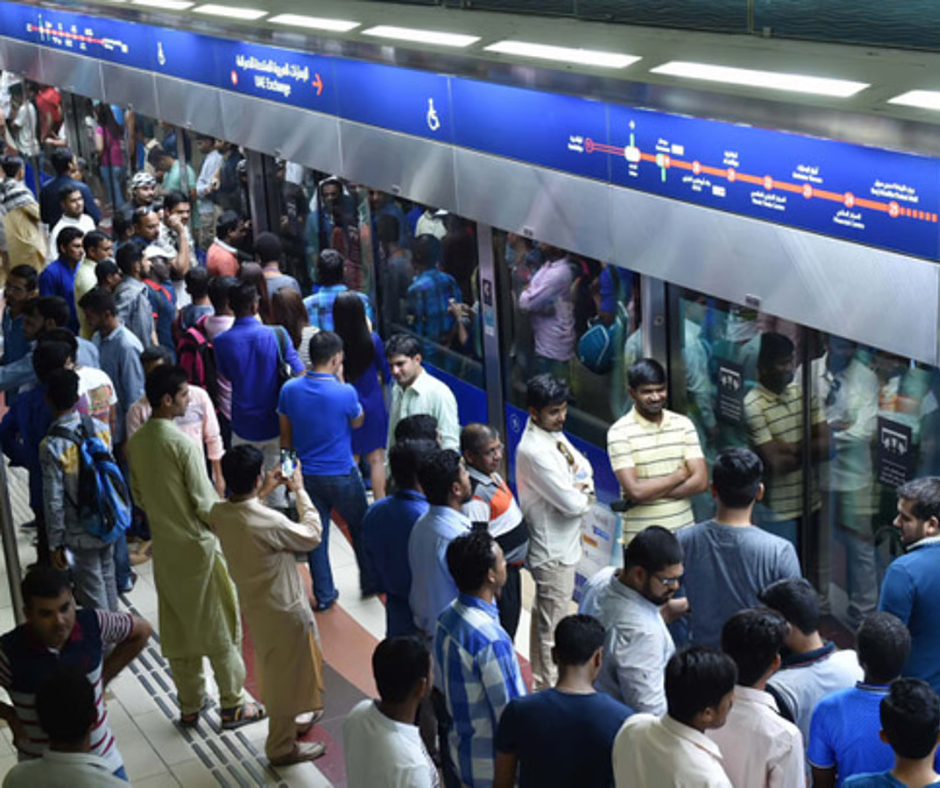 crowded-station-dubai
