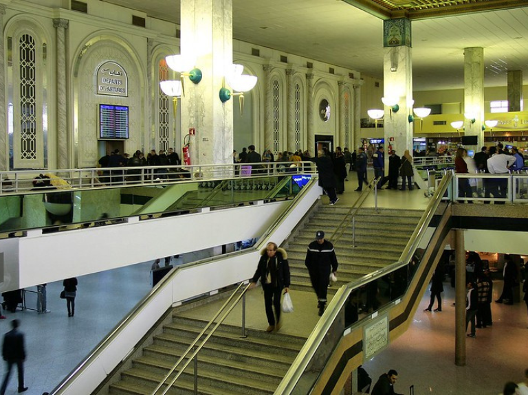 arrival hall tunis carthage