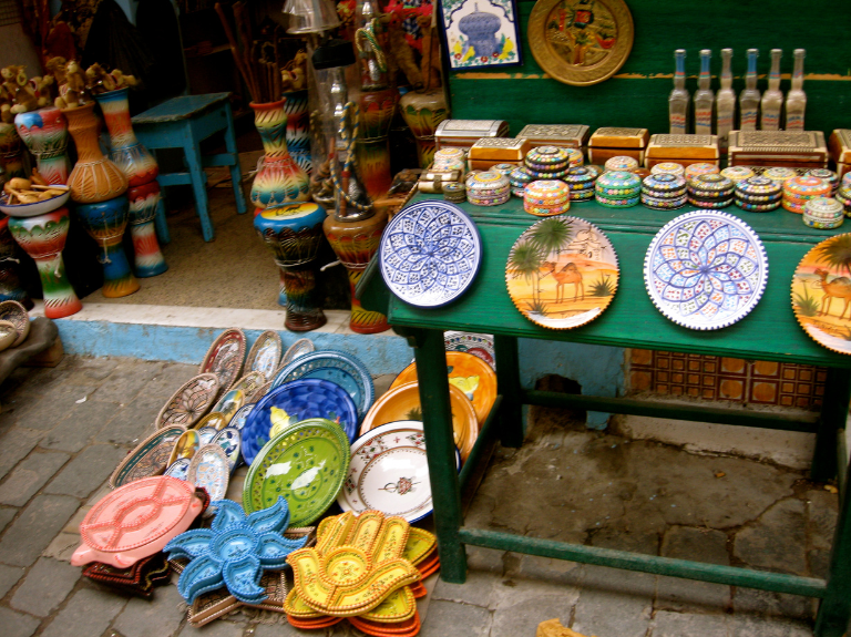 traditional souvenirs from tunisia