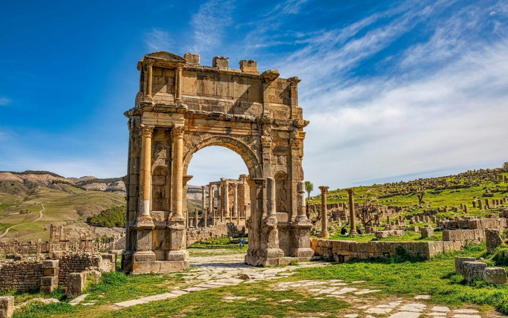 Algeria Travel Guide (2026): Safety, Visa Requirements & What To Do